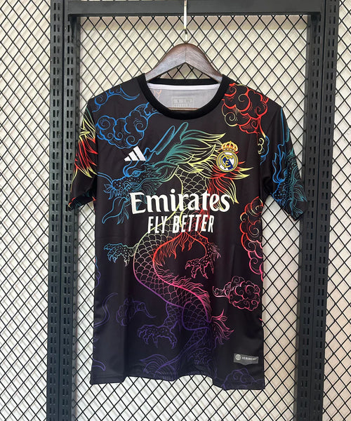 REAL MADRID MAILLOT CONCEPT 2024/2025