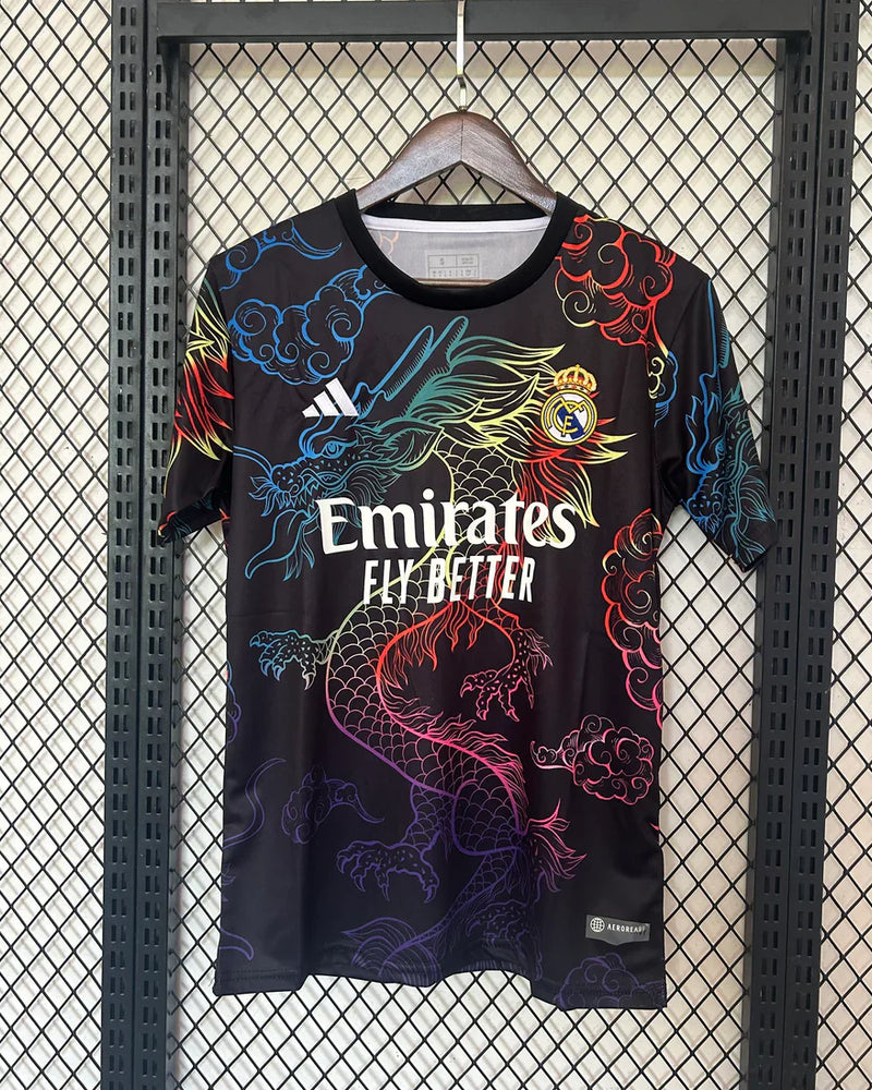 REAL MADRID MAILLOT CONCEPT 2024/2025
