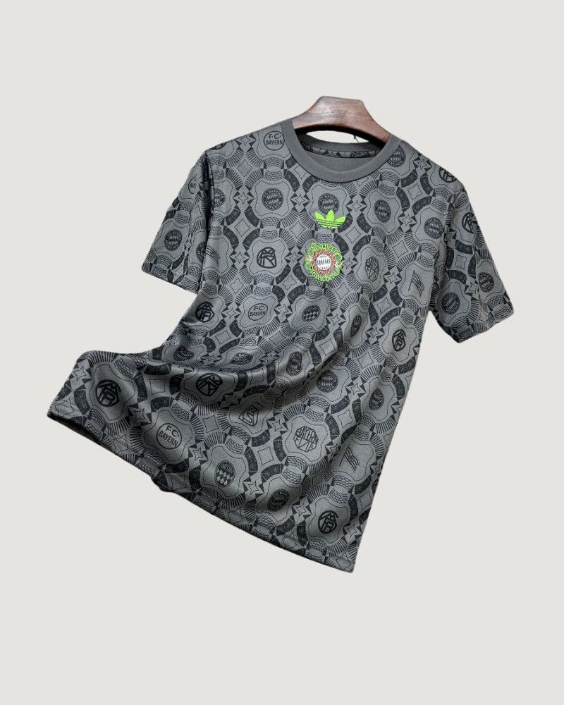Bayern Munich – Maillot Pré-Match 2025/26 – Gris