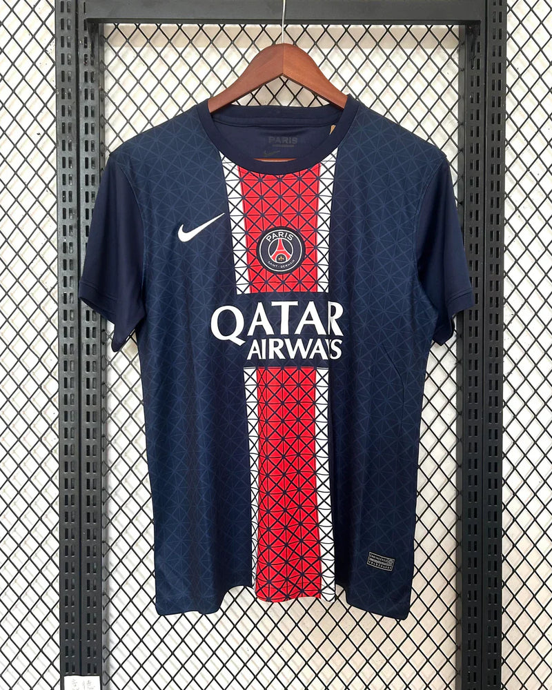 PARIS SAINT GERMAIN MAILLOT CONCEPT 2025/2026