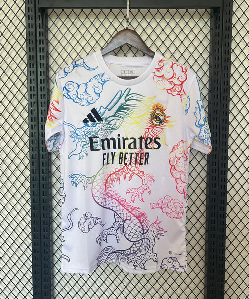 REAL MADRID MAILLOT CONCEPT 2024/2025