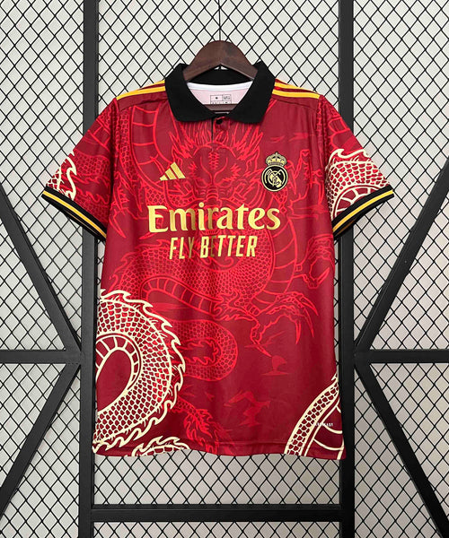 2024/25 MAILLOT REAL MADRID CONCEPT DRAGON ROUGE
