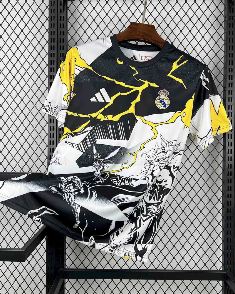 MAILLOT CONCEPT REAL MADRID SPÉCIAL AVENGERS