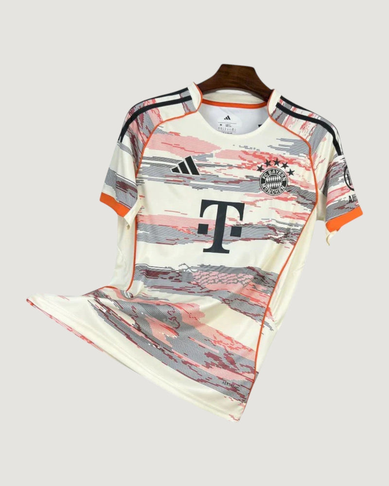 Bayern Munich – Maillot Extérieur 25/26 - Crème, Gris & Orange