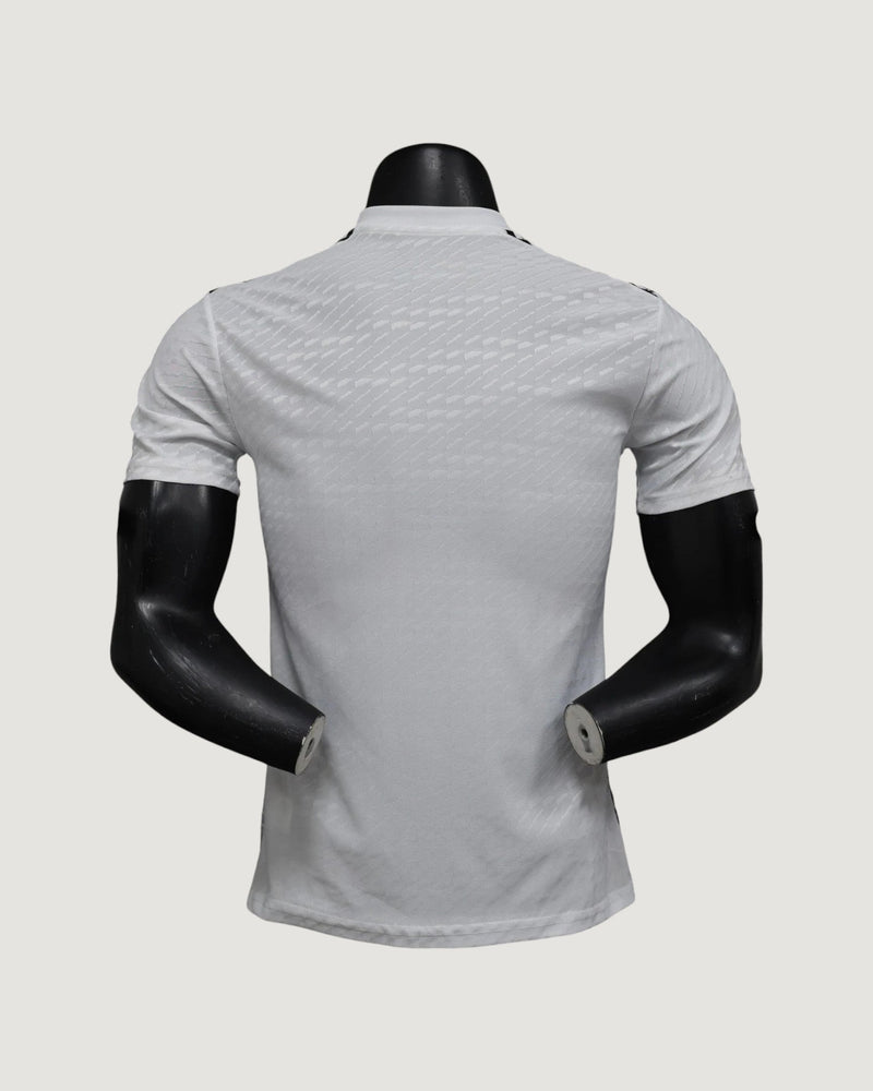 Japon – Maillot Concept 25/26 (PRO) – Blanc & Noir