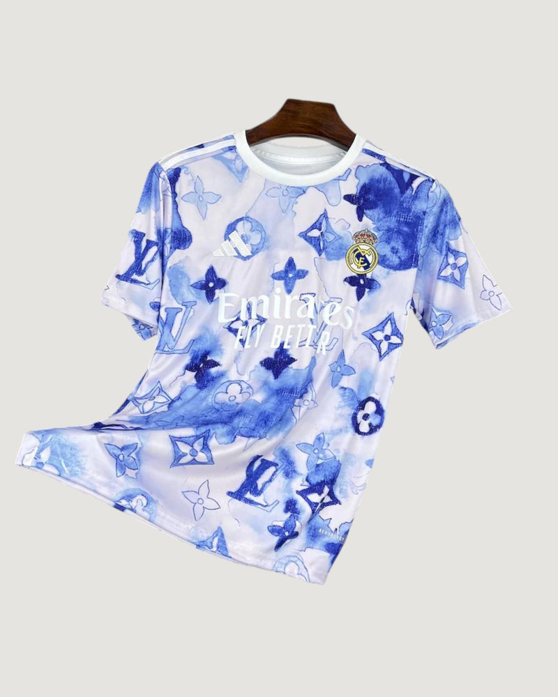 Real Madrid – Maillot Concept 25/26 – Blanc & Bleu