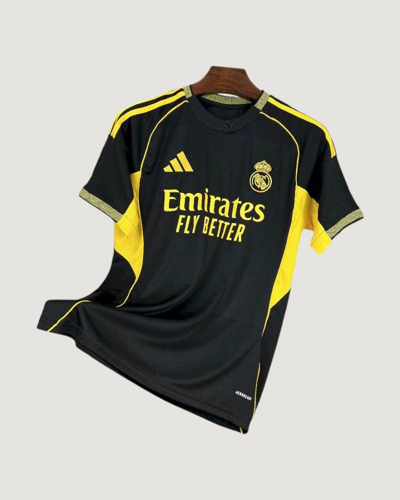 Real Madrid – Maillot Third 25/26 – Noir & Jaune
