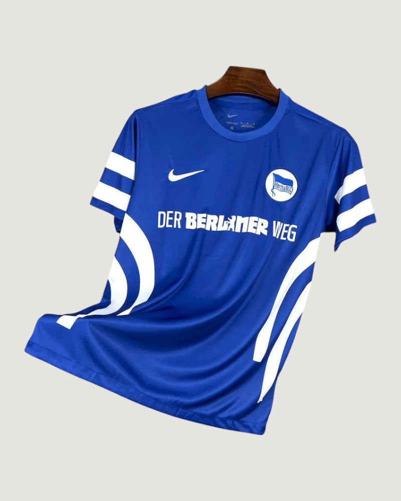 Hertha Berlin – Maillot Domicile 25/26 – Bleu & Blanc